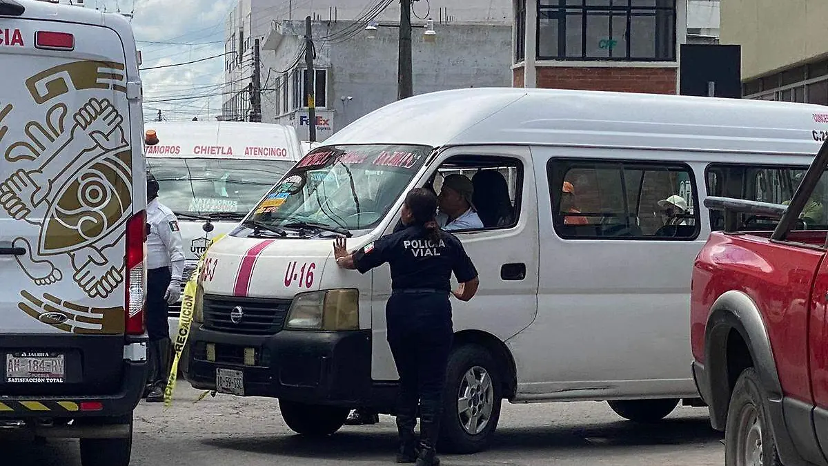 accidente de transporte publico en Izucar